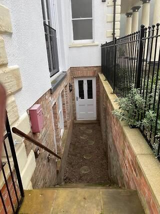 1 Hatton House 2 Bedroom 2 Bathroom Spacious Basement Flat Newark-on-Trent  Luaran gambar